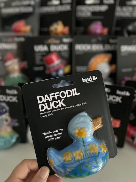 Luxury Daffodil Duck