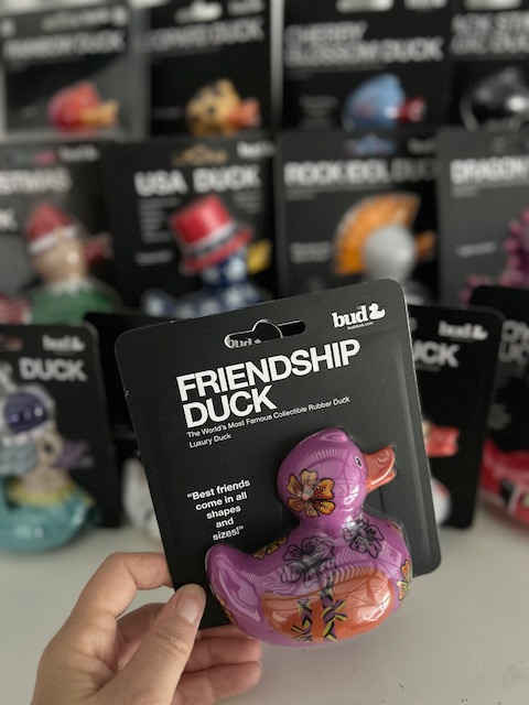 Luxury Friendship Duck
