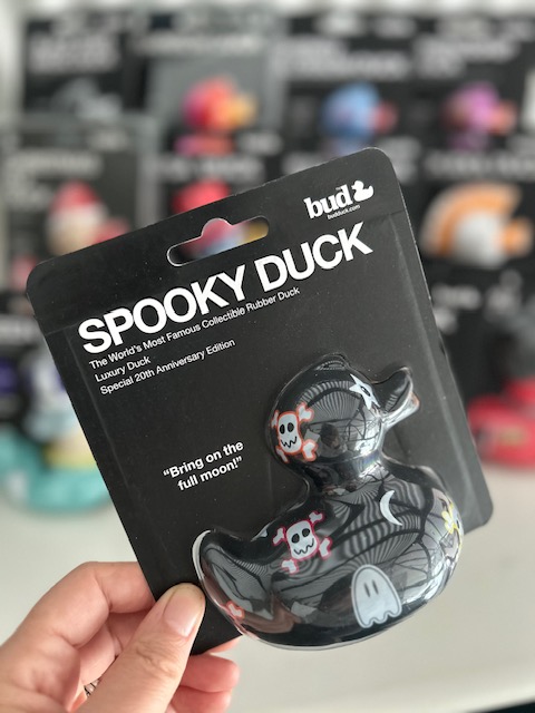 Luxury Spooky Duck
